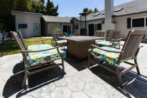 vacation rental property manager orange county - outdoor lounge